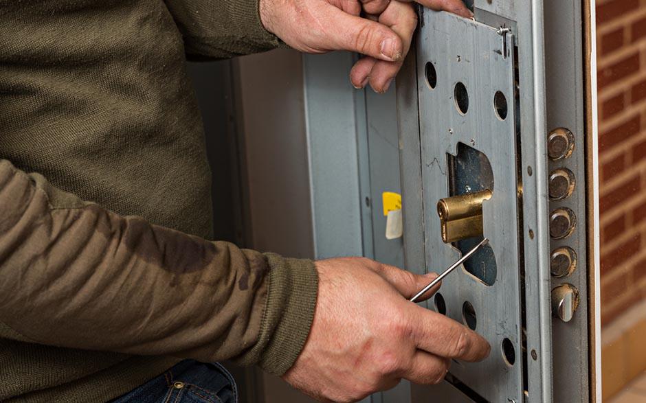 rapidité serrurier ouverture de porte Fosses